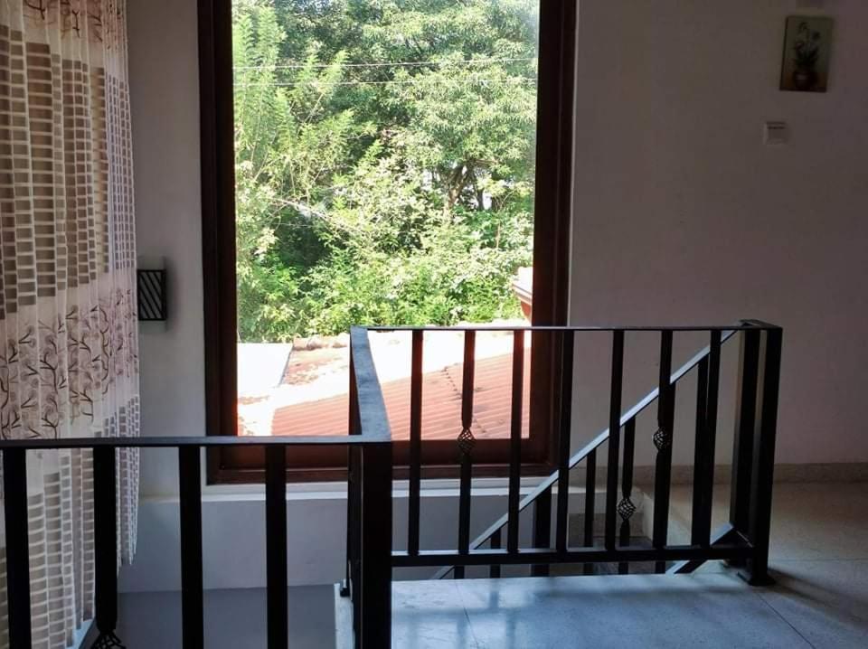 Visu Villa Hotel ハバラナ エクステリア 写真