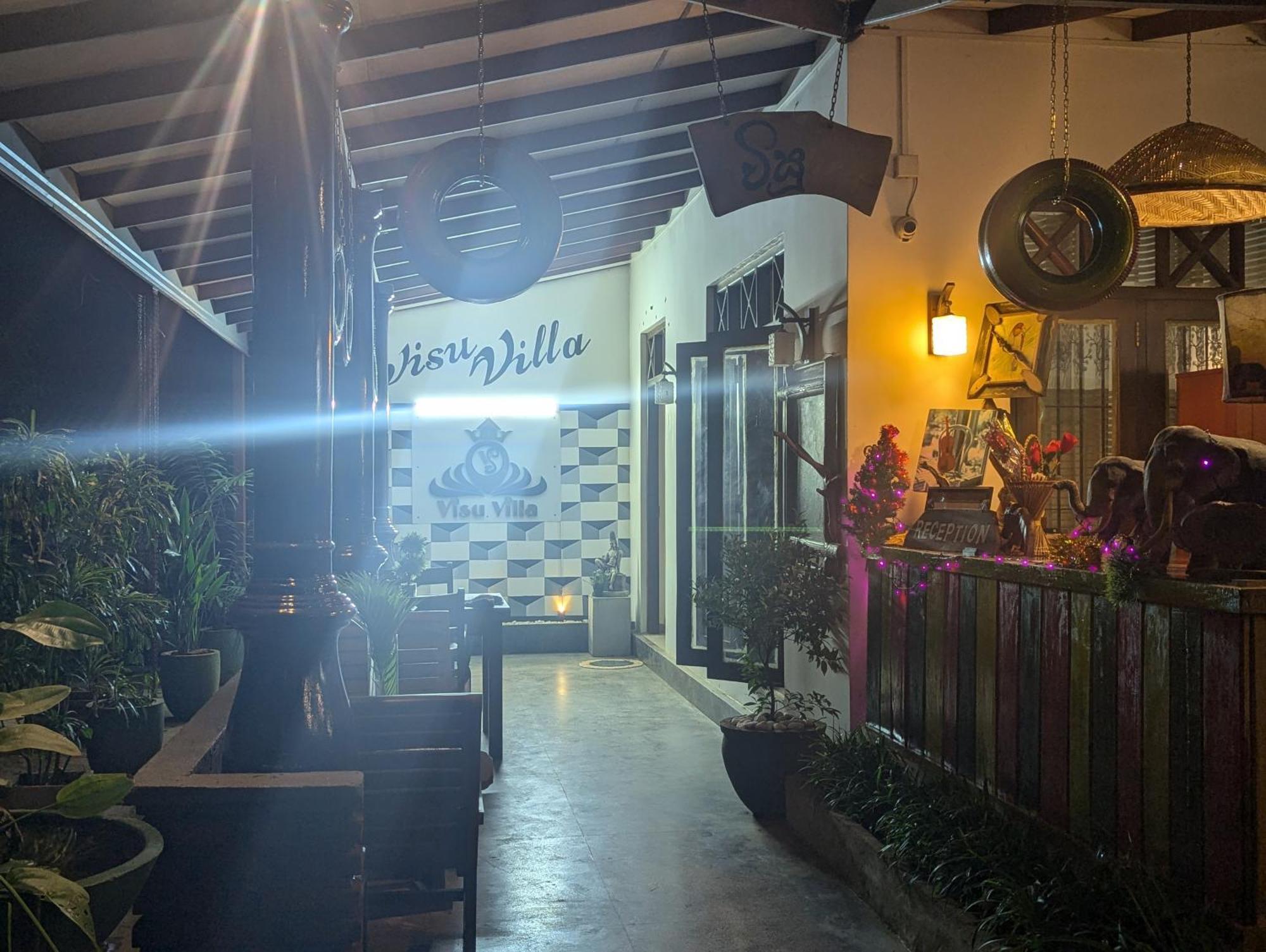 Visu Villa Hotel ハバラナ エクステリア 写真